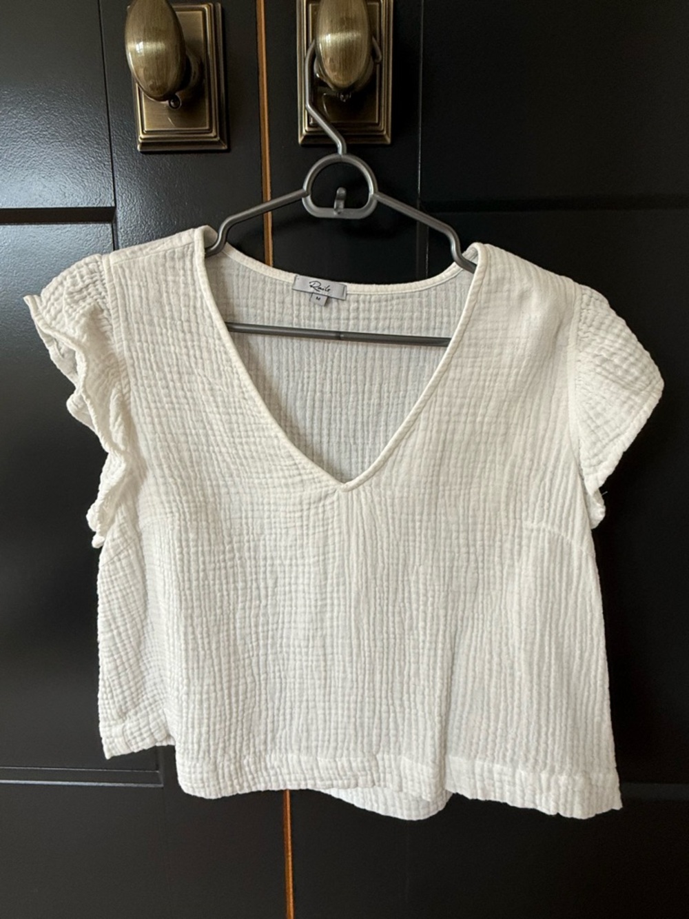 Rails Cream Gauze V-Neck Flutter Sleeve Blouse
